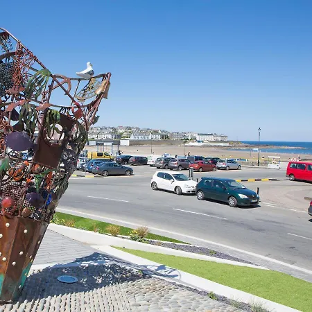 Сasa de vacaciones Moore Bay Homes No 18a By Trident Homes *